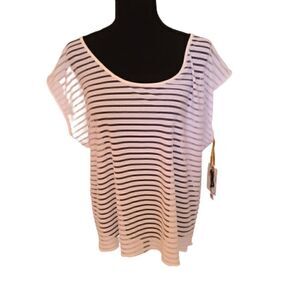 NWT Denise Cronwall Activewear Collection White Pullover Top Large